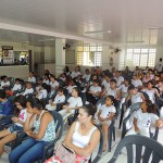 Participantes do evento no momento da abertura